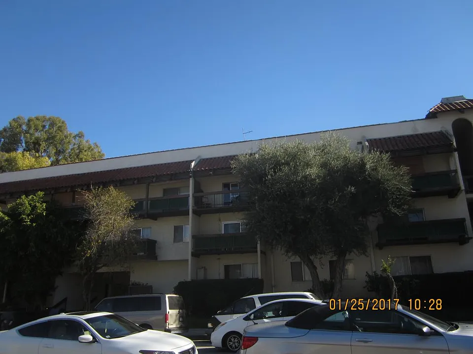 5460 White Oak Ave #111