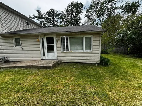 24 McCurahan St, Valparaiso, IN 46385
