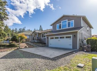 306 Taylor Blvd, Sequim, WA 98382
