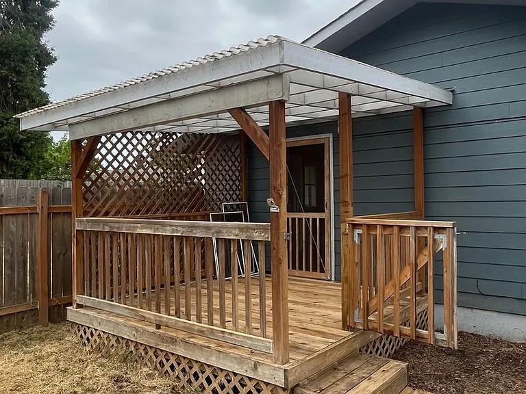 989 1/2 Laurelhurst Dr — Photo 15