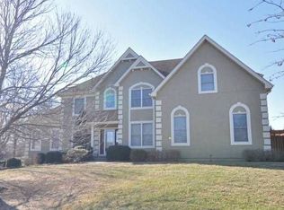 17790 Rosewood St, Stilwell, KS 66085