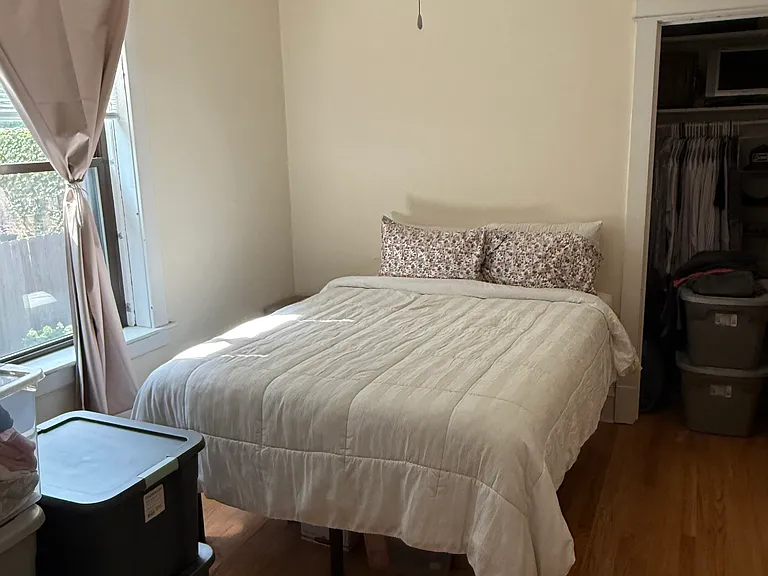 3604 N Greenview Ave #1 — Photo 9