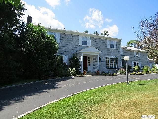 9 Fruitledge Rd, Glen Head, NY 11545 | Zillow