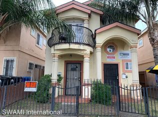 10603 1/2 S Main St, Los Angeles, CA 90003