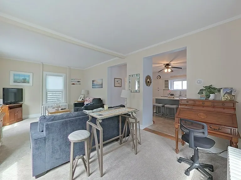 36 Dixon St — Photo 13
