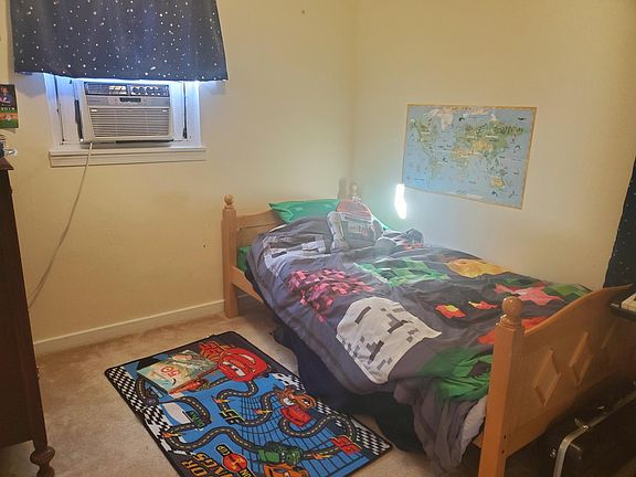 Full sized bedroom (#1) on the 2nd level