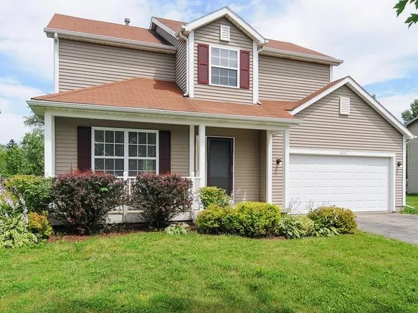 38317 Monarch Ln, Beach Park, IL 60087