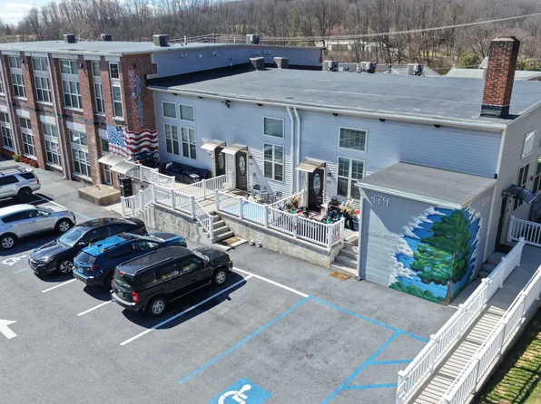 374 W Main St, Bath, PA