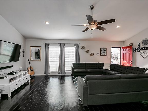 4th image of 5705 Diana Dr