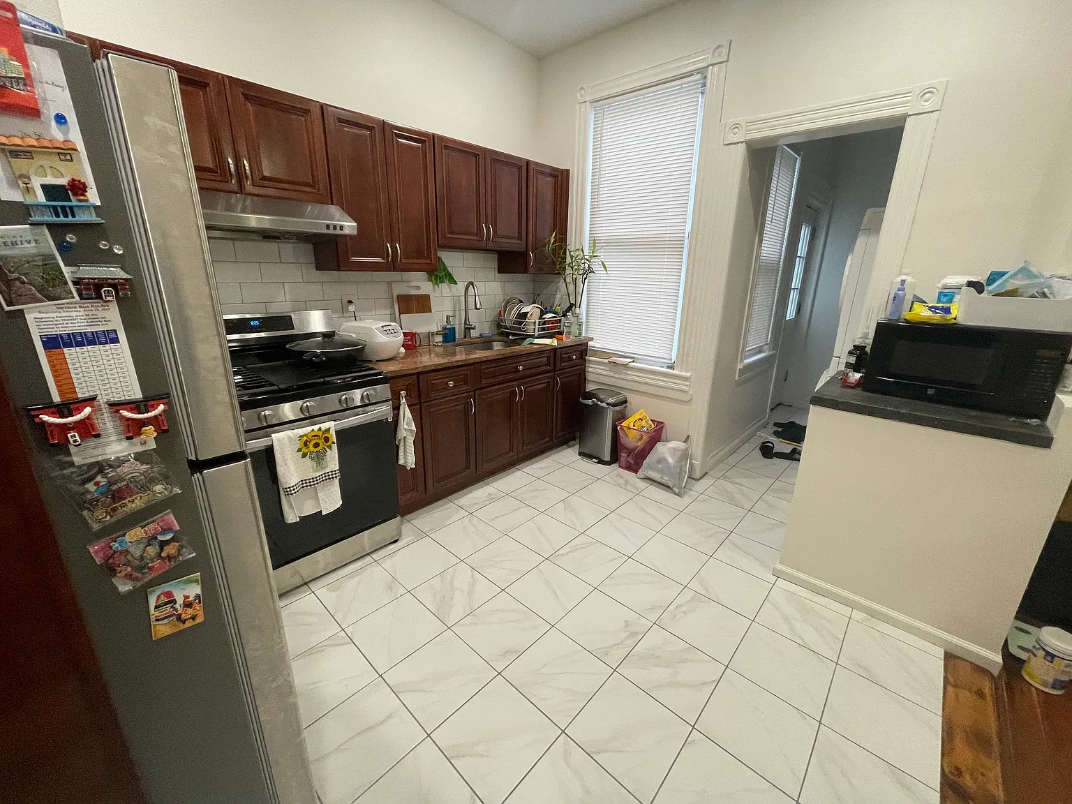 204 Angelique St — Photo 2