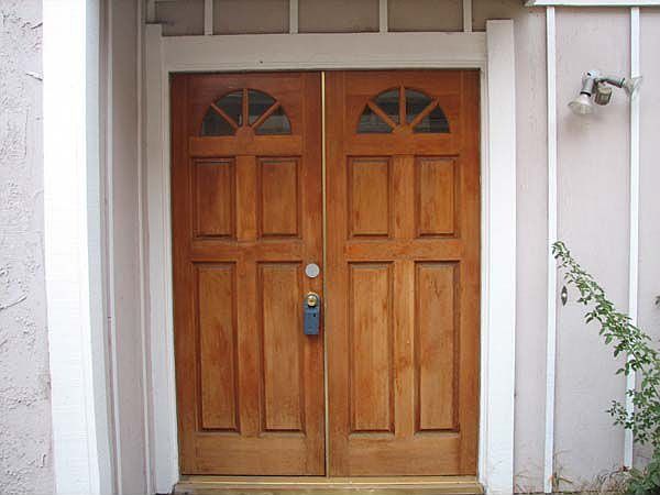 Double door entry