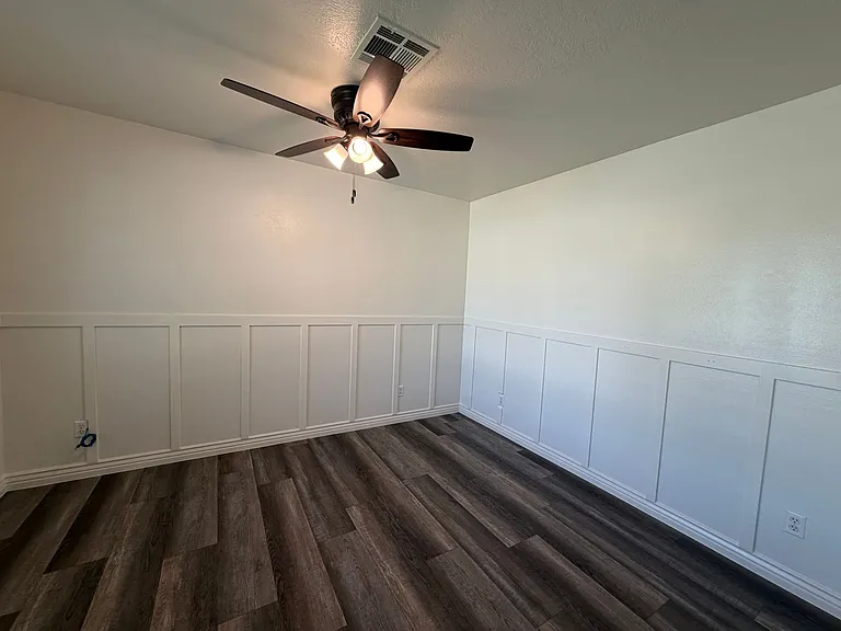 135 N 350 W — Photo 4