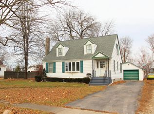 337 Orchard St, Chebanse, IL 60922