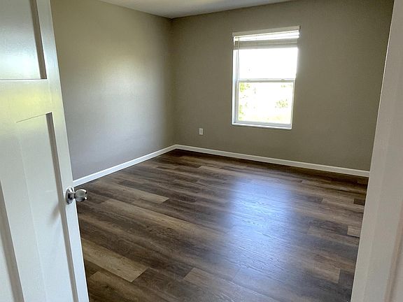 4th image of 601 17th Avenue Southwestapt #209