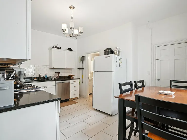 67 Concord Ave #1 — Photo 5