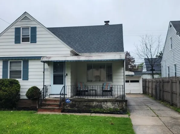 5522 Oakwood Ave, Maple Heights, OH 44137