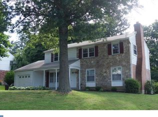 521 Lawrence Dr, Springfield, PA 19064
