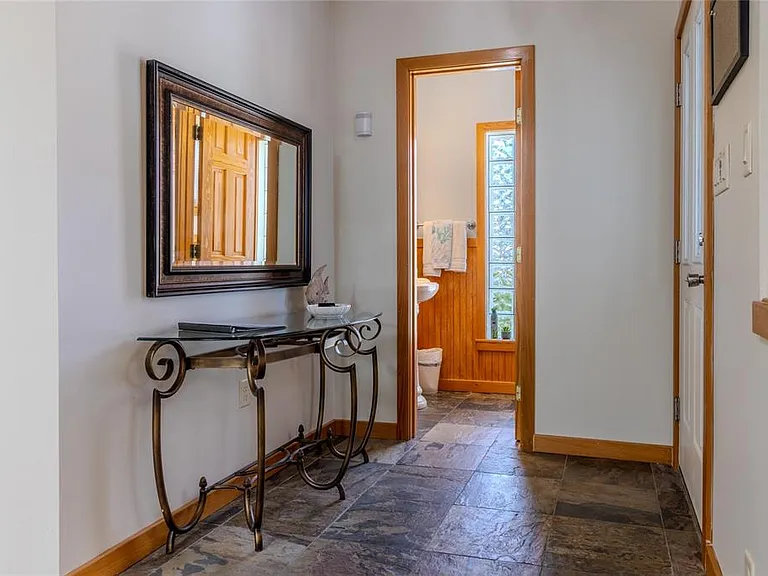416 Sunset Dr — Photo 11