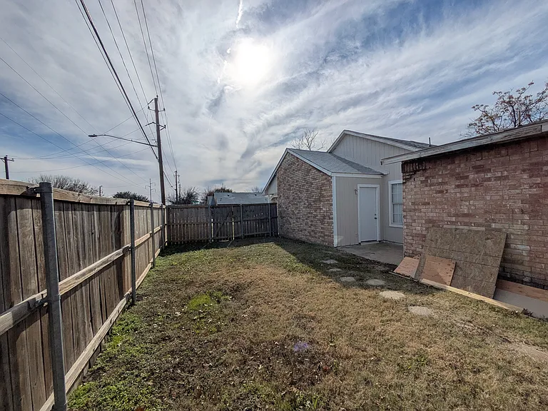9575 Gonzales Dr — Photo 20