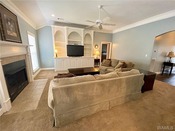 3rd image of 10395 Magnolia Park Dr