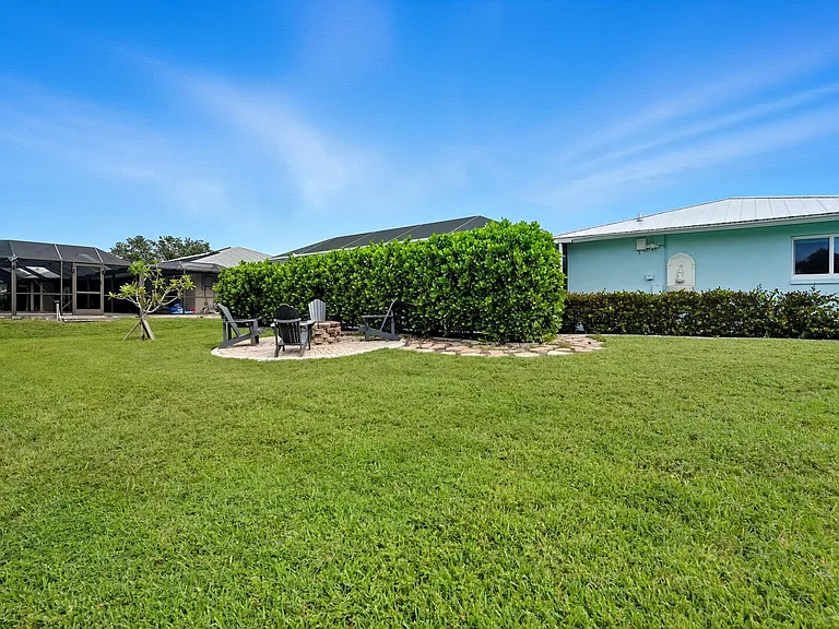 6163 Plumosa Ave — Photo 37