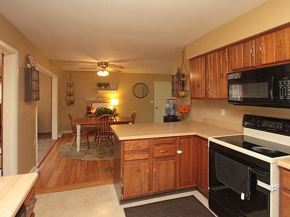 5th image of 7038 Winter Forest Dr