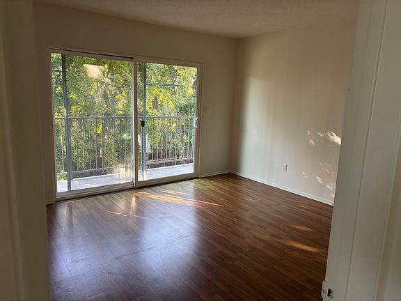 4th image of 4505 W 5th St APT 15
