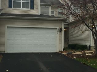 305 Grand Ridge Rd, St Charles, IL 60175