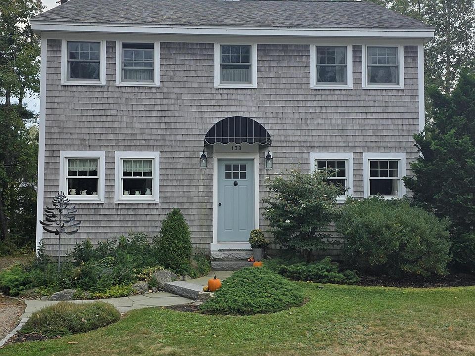 2nd image of 139 Bourne Avenue