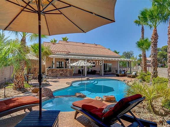 5th image of 2100 Vista Famosa Ct