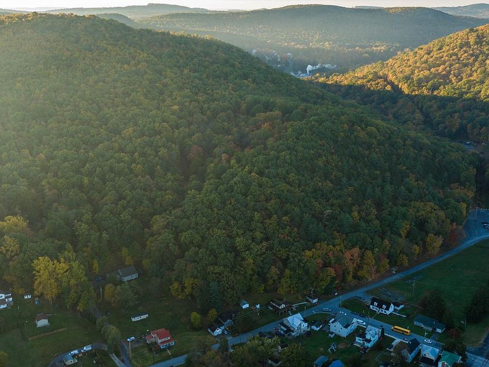 1st image of Mountain St