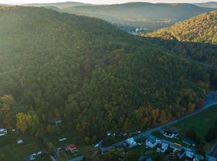 Mountain St, Mount Holly Springs, PA 17065