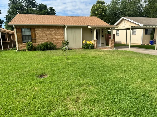2953 Moffett Ave, Wichita Falls, TX 76308