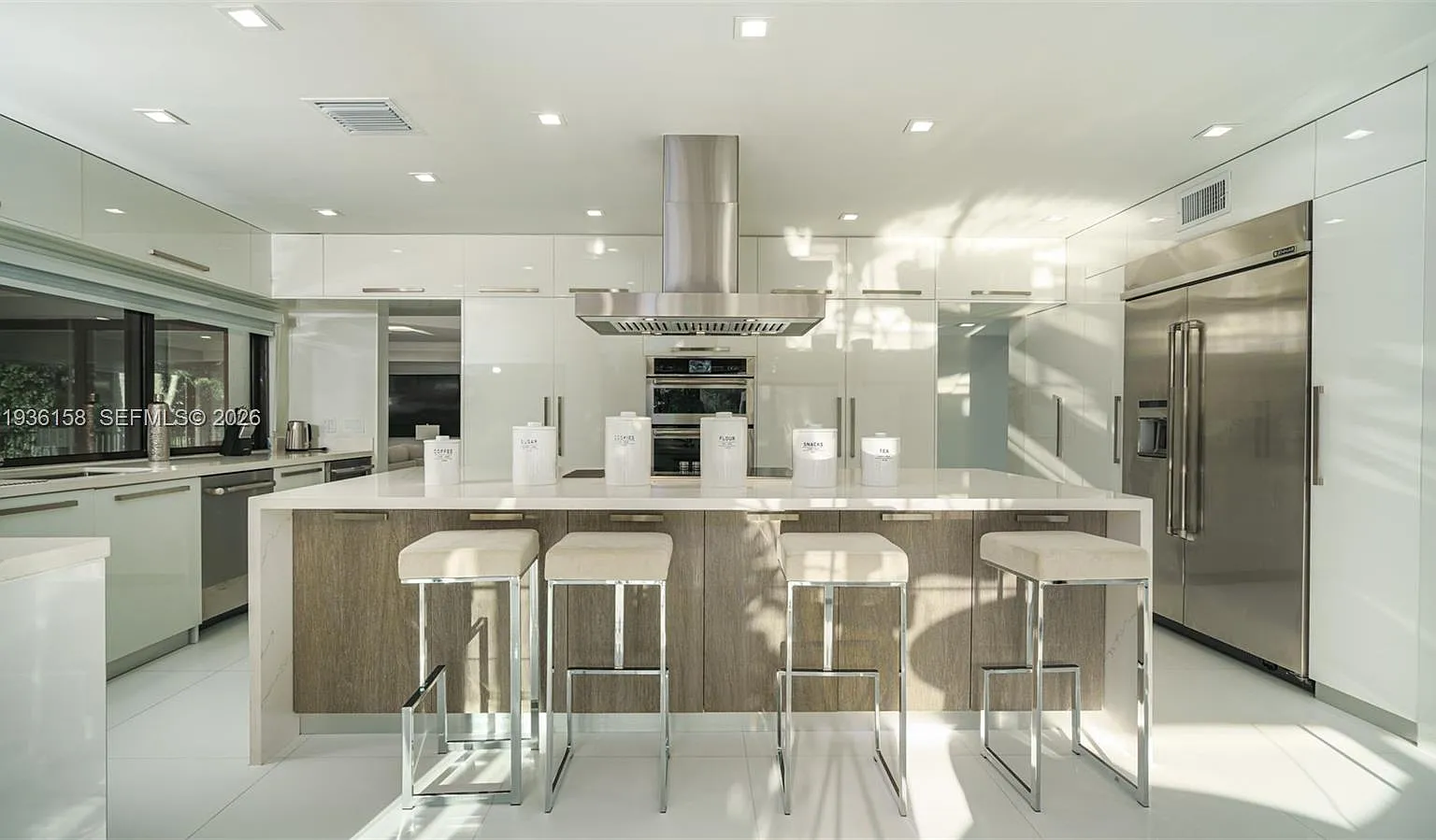 Simons Plat — Photo 4