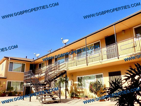 2nd image of 6765 Orizaba Ave #2