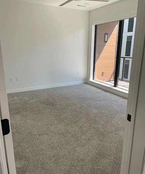 300 S Clinton St #401 — Photo 5