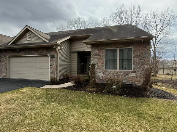 33 Pecora Blvd, Hazleton, PA 18202