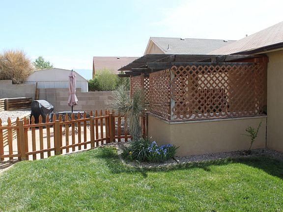 5th image of 6109 Thais St NW