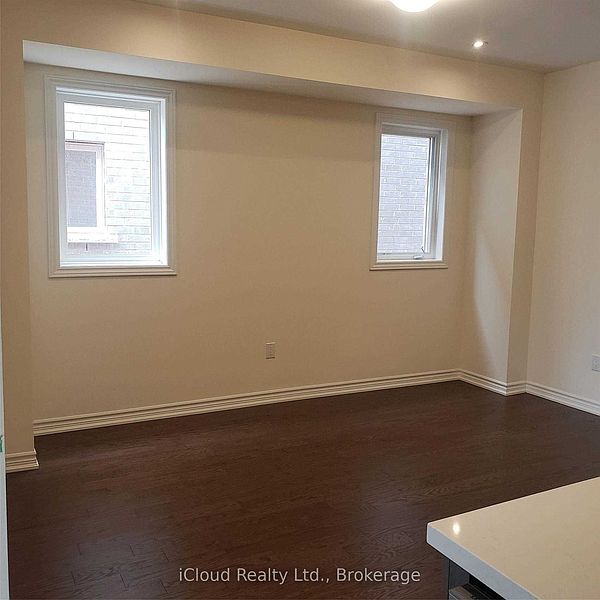 Brampton House for rent - 3 Bedrooms — photo 15