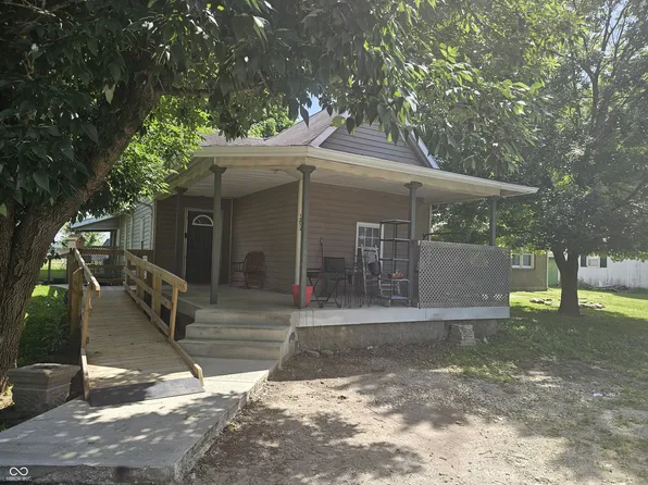 1253 Congress St, Middletown, IN 47356