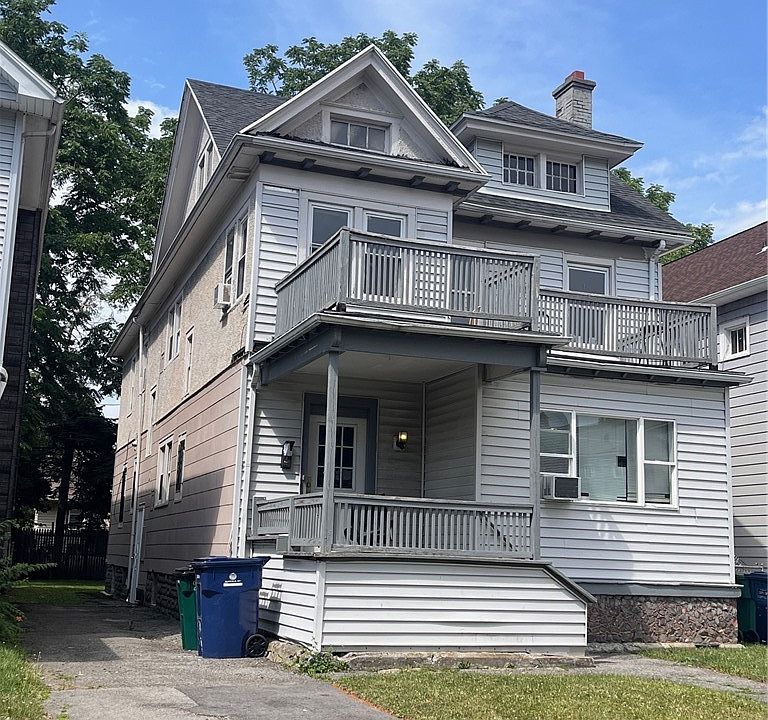 1st image of 130 Lisbon Ave