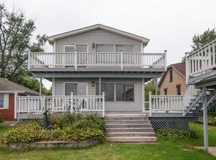4600 N Stafford Dr, McHenry, IL 60051