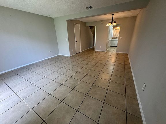 4th image of 203 Watts Ln APT B