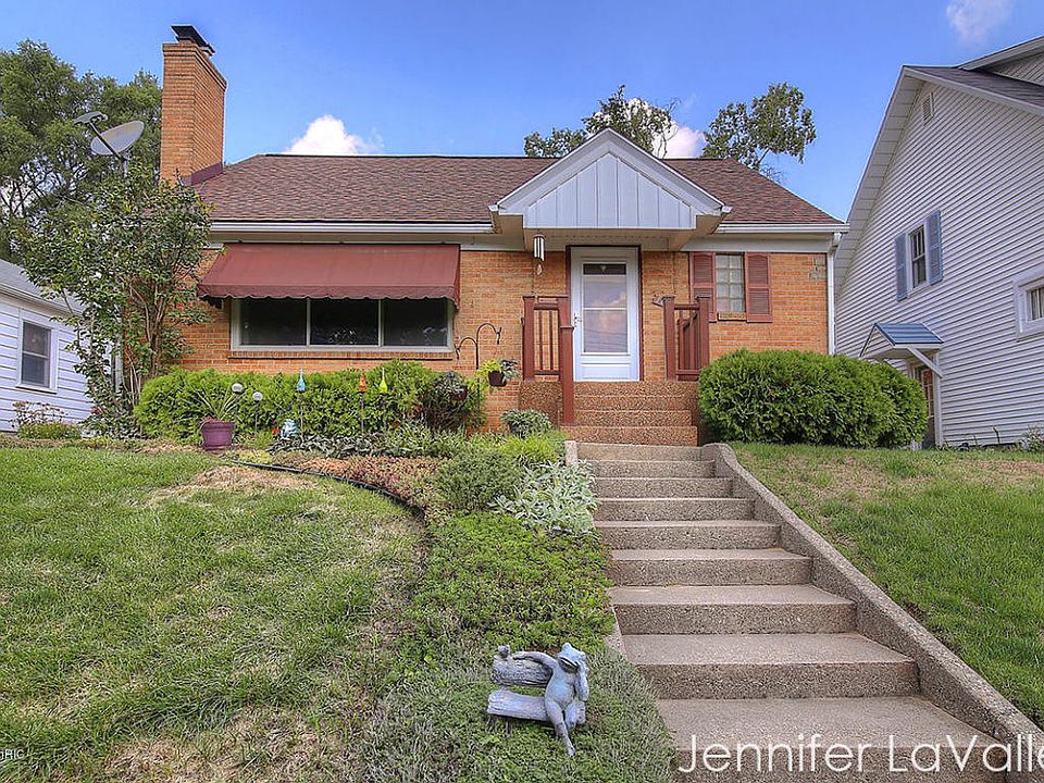 1st image of 1349 Arianna St NW