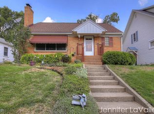 1349 Arianna St NW, Grand Rapids, MI 49504