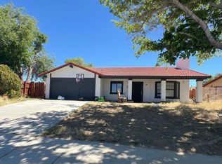 37130 Casa Verde Dr, Palmdale, CA 93550