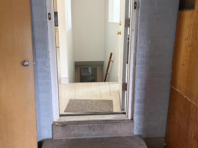 6954 S 85 E — Photo 13