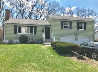143 Mandalay Rd, Chicopee, MA 01020