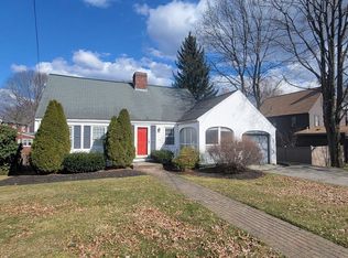 468 Webster St, Needham, MA 02494