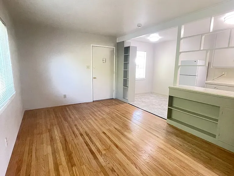 East Sacramento Charmer at 3349/3357 I Street — Photo 2